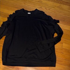 Women’s Black Cold Shoulder Sweater XL